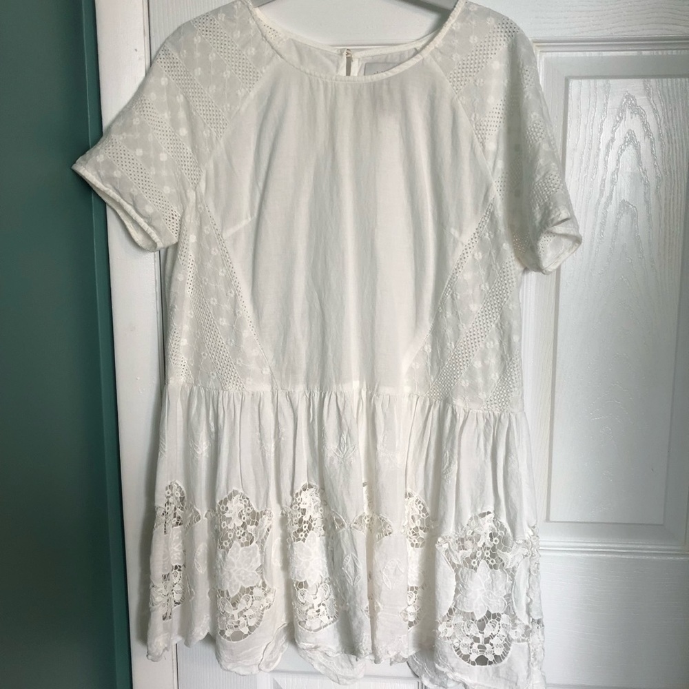 Anthropologie tunic size M in good condition